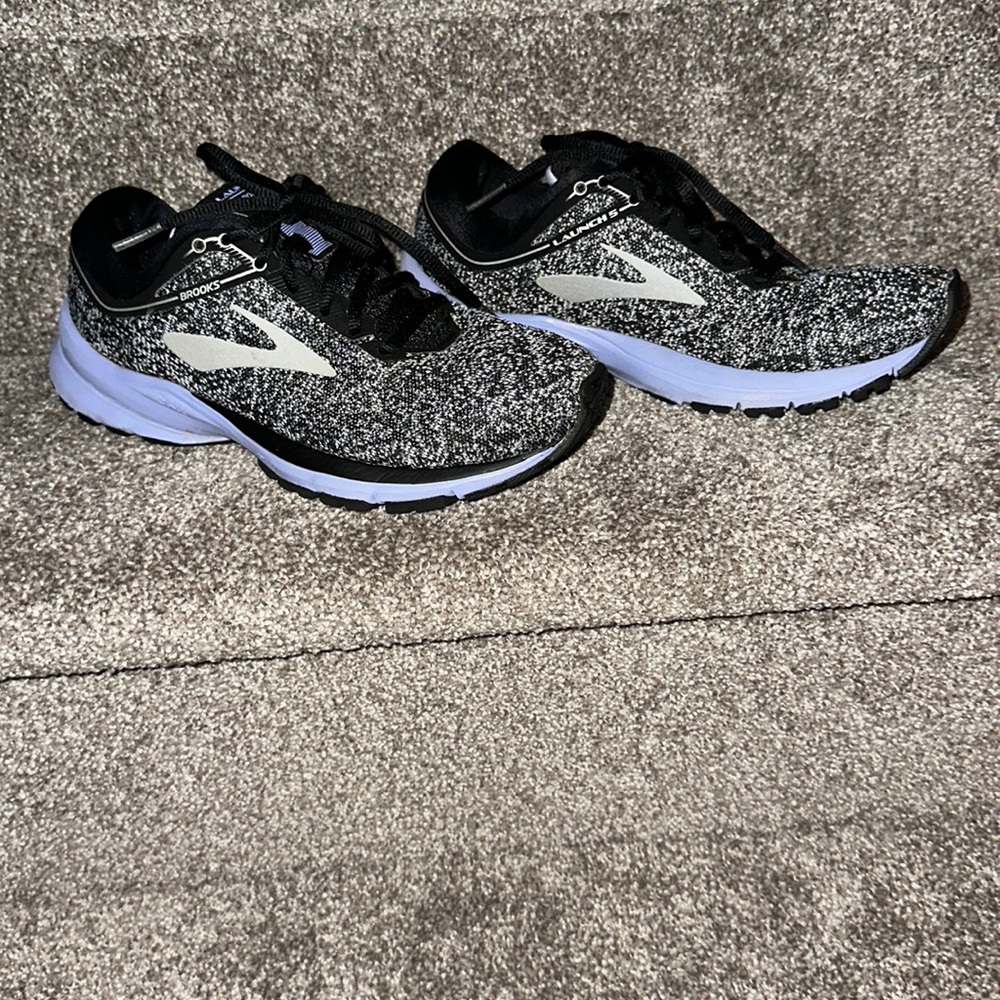 Brooks Launch 5 Thistle Purple